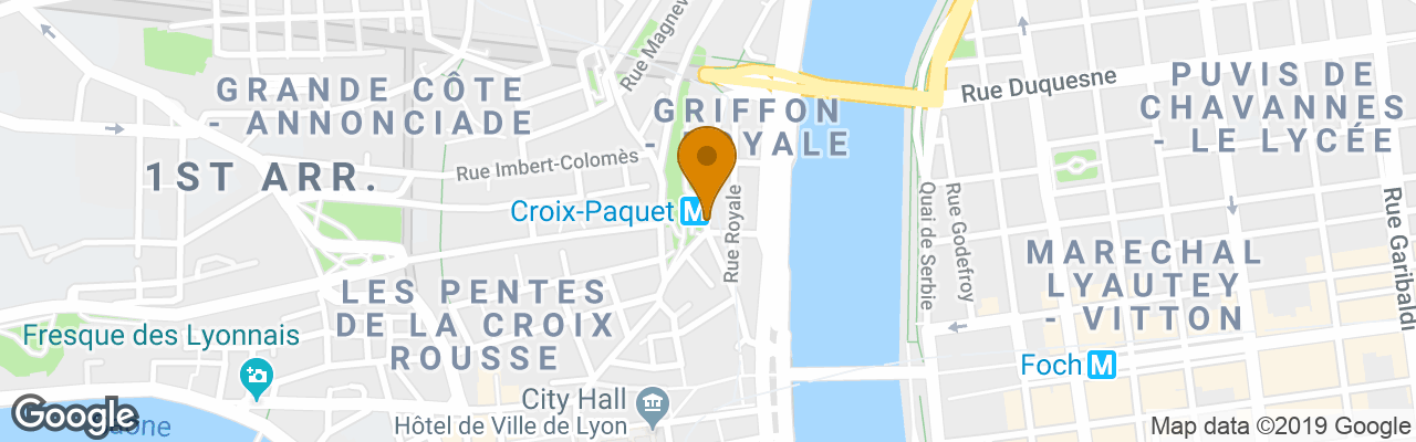 Away Hostel & Coffee Shop 