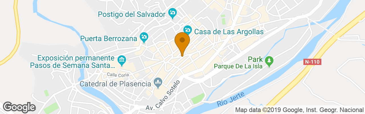 Alojamientos La Plaza 