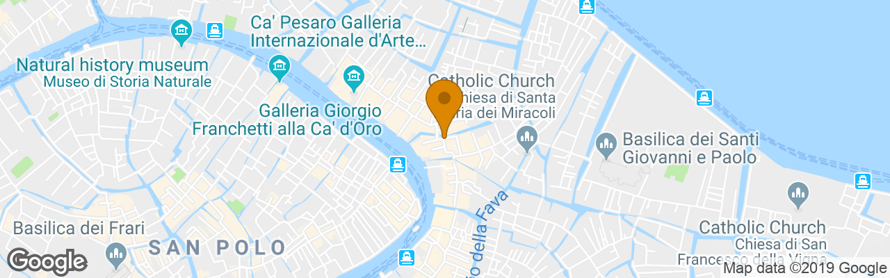 Ostello Emeralds Place 