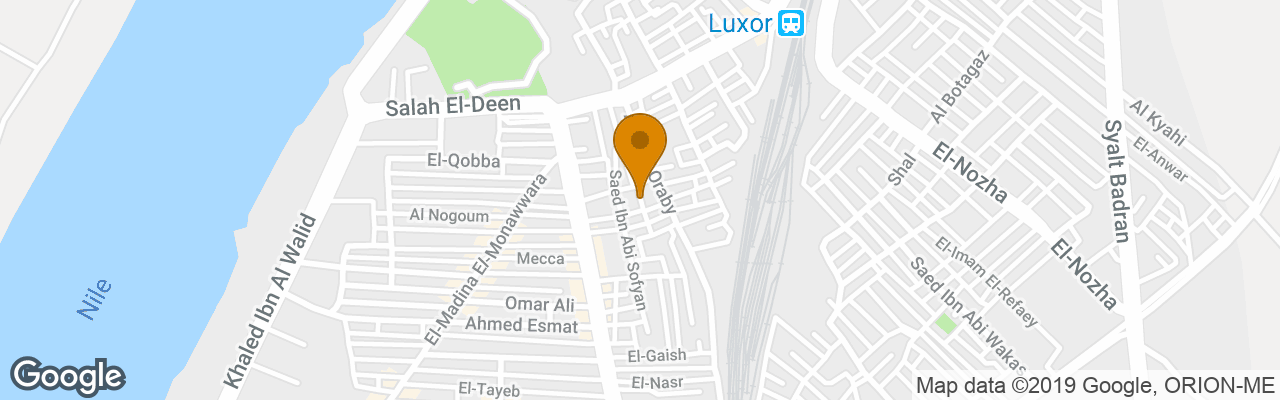 Fontana Luxor Hostel 