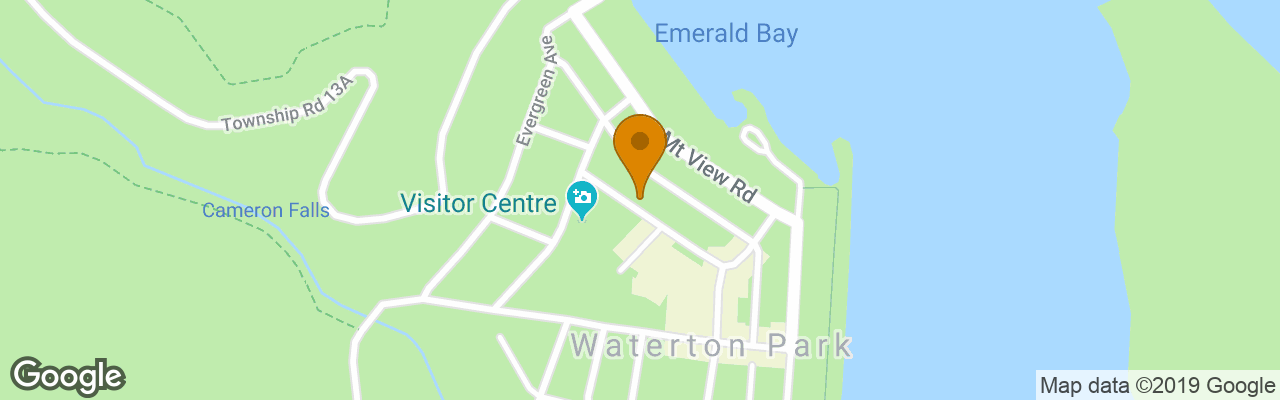 Hotel Waterton Glacier Suites