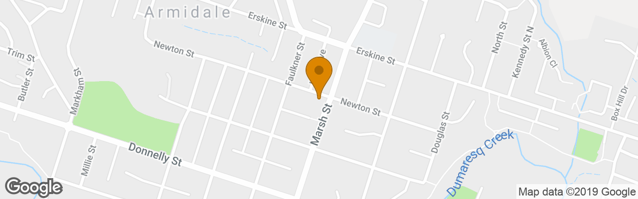 Motel White Lanterns