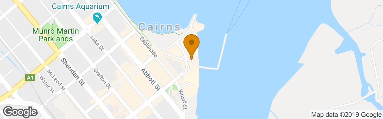 Hotel Cairns Harbour Lights