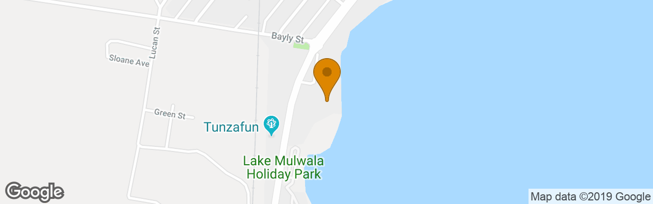 Hotel Lake Edge Resort