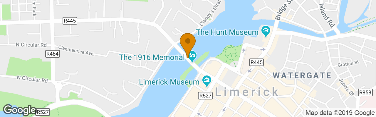 Hotel Sarsfield Bridge