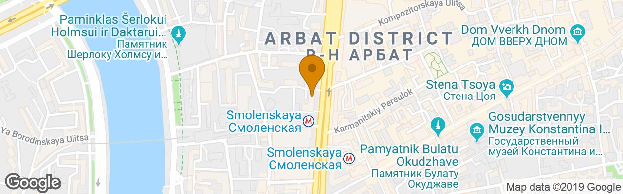 Serviced Smolenskaya Square