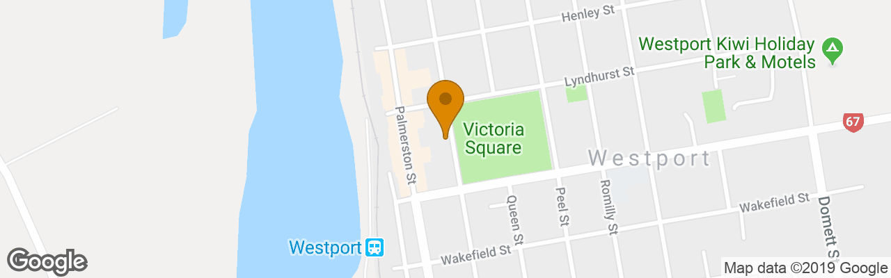 Bazil's Hostel & Surf School