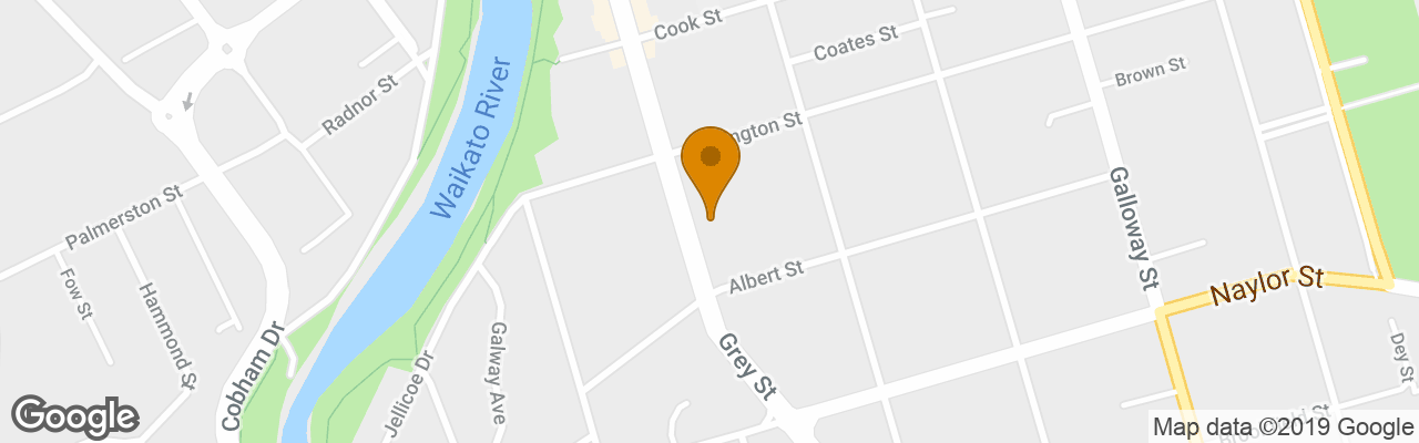 Manhattan Lodge Motel