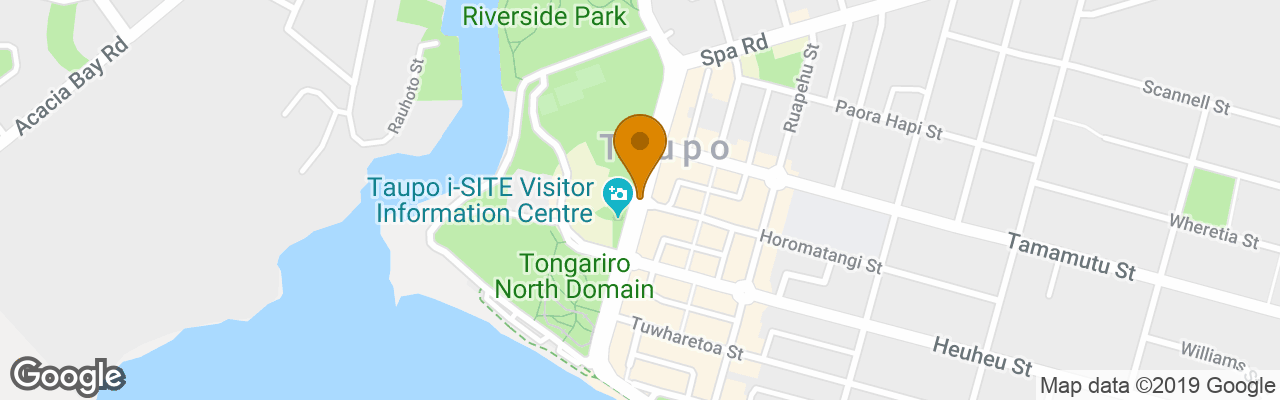 Hotel Lake Edge Resort