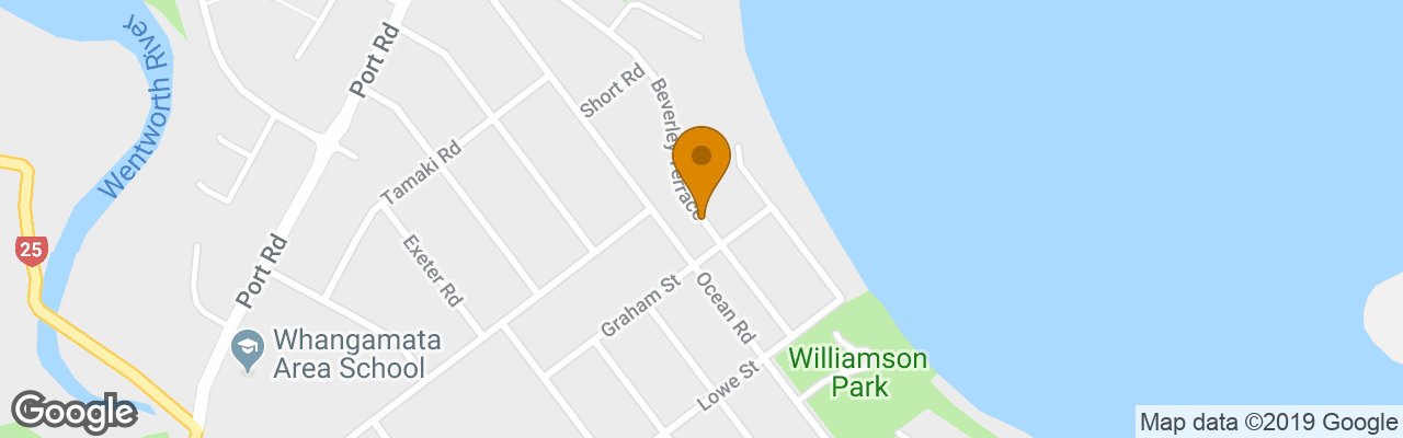 Surf N Stay Whangamata  Hostel