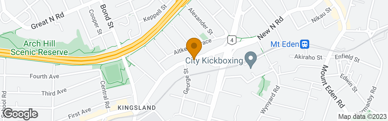 Shooters Saloon Bar Hotel & Cabins