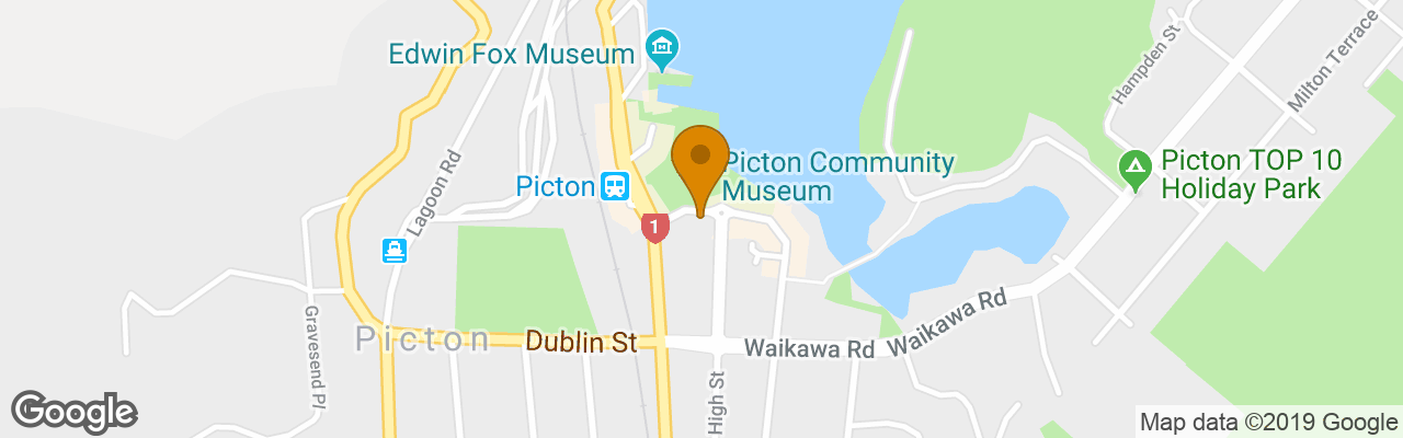 Seaview Waterfront Apartments