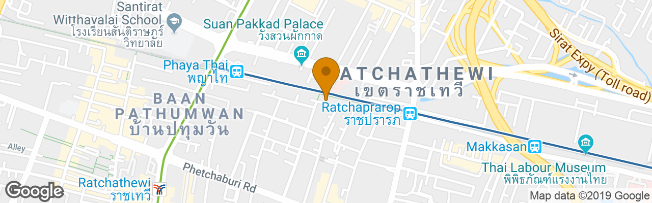 Life Hostel Massage & Café