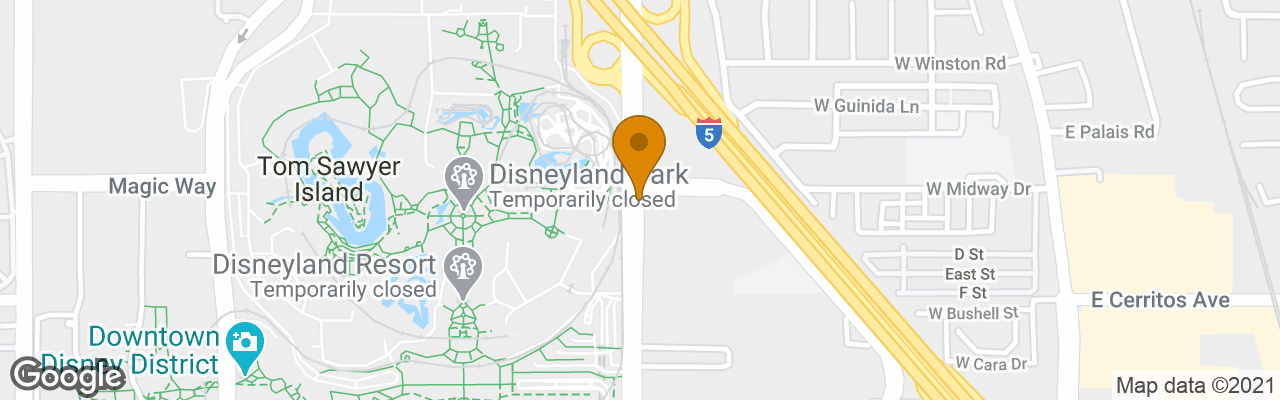 Hotel Courtyard Anaheim Theme Park Entrance 