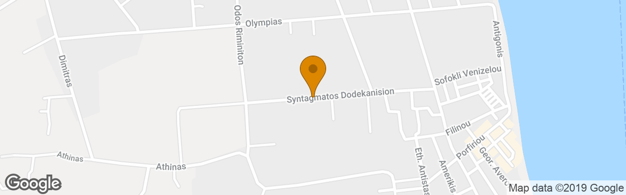 Leonidas Hotel & Studios 