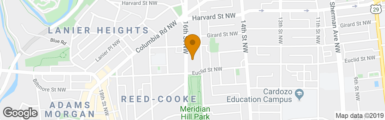 Hotel Oakwood at Warder-Totten Mansion 