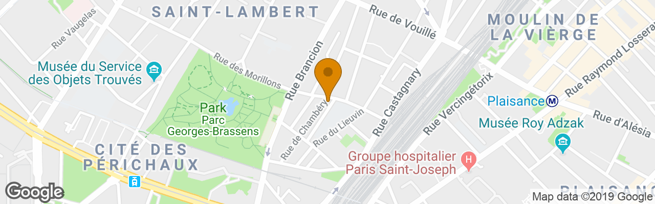 Arty Paris Hostel & Budget Hotel 